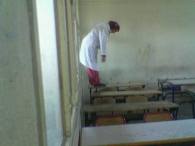 �ll� c note prof du fran�ais katssali MOA J� LA D�T�ST� BZAF wa l3fou mn7a